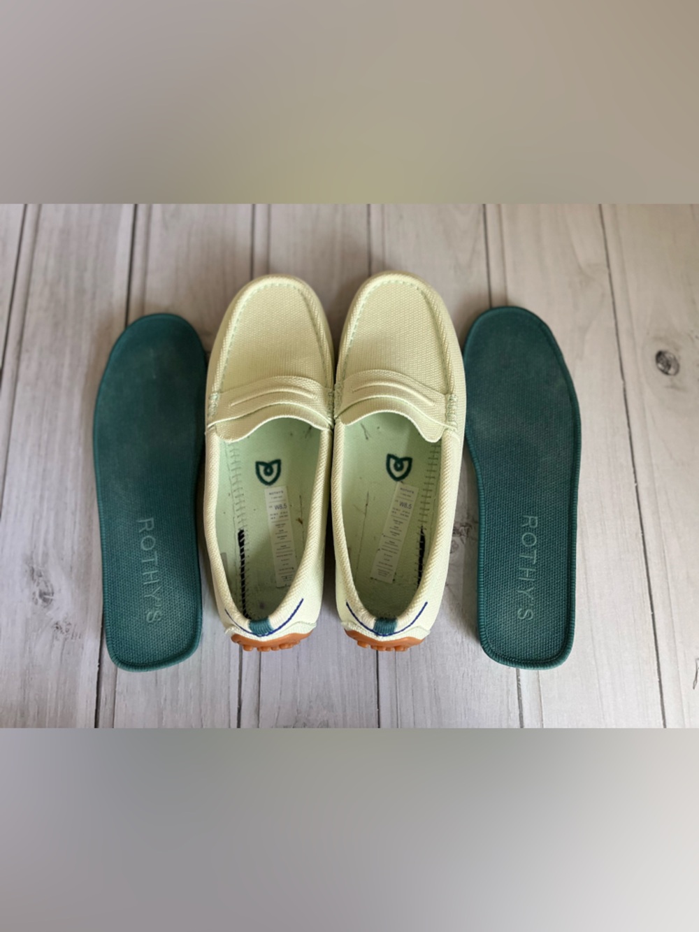 Women’s Rothy’s The Driver slip on loafer in aquamarine color. Size 8.5 - Picture 8 of 10